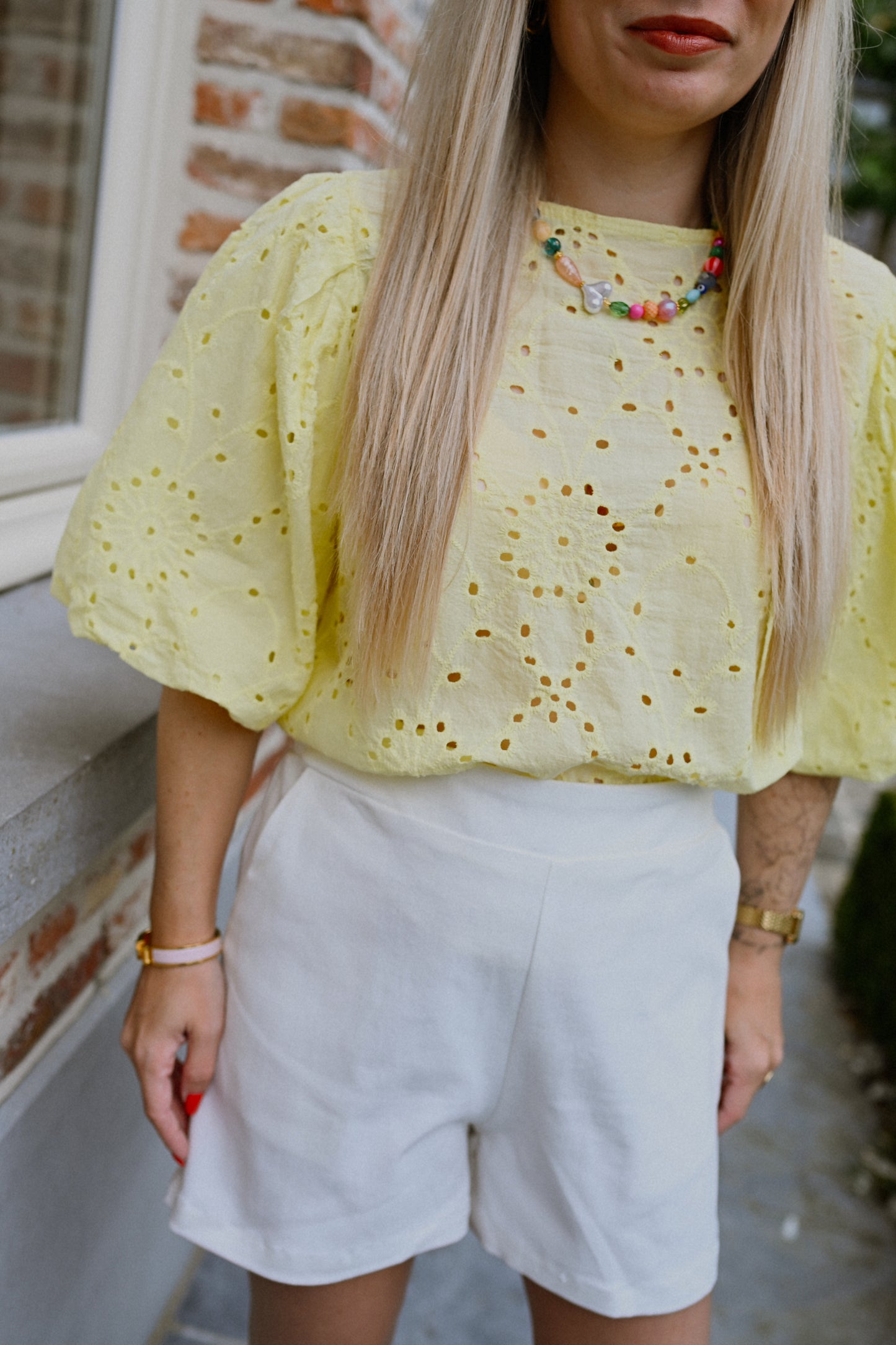 Lorie Broderie Blouse - Geel