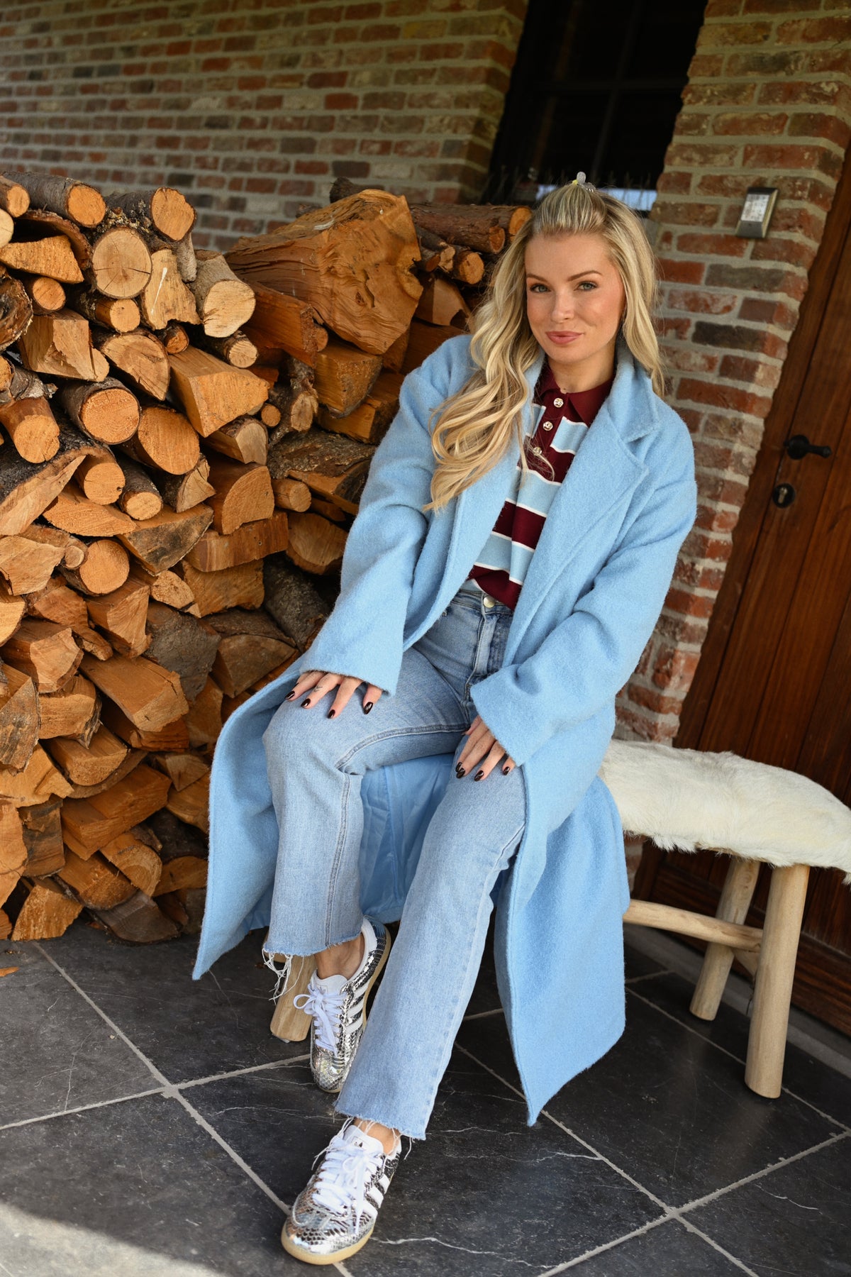 Jacqueline Mantel - Blauw (Last one!)