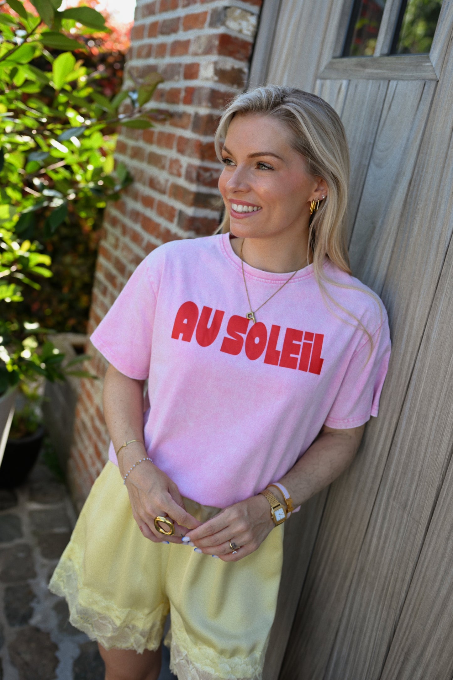 Au Soleil T-Shirt - Roze
