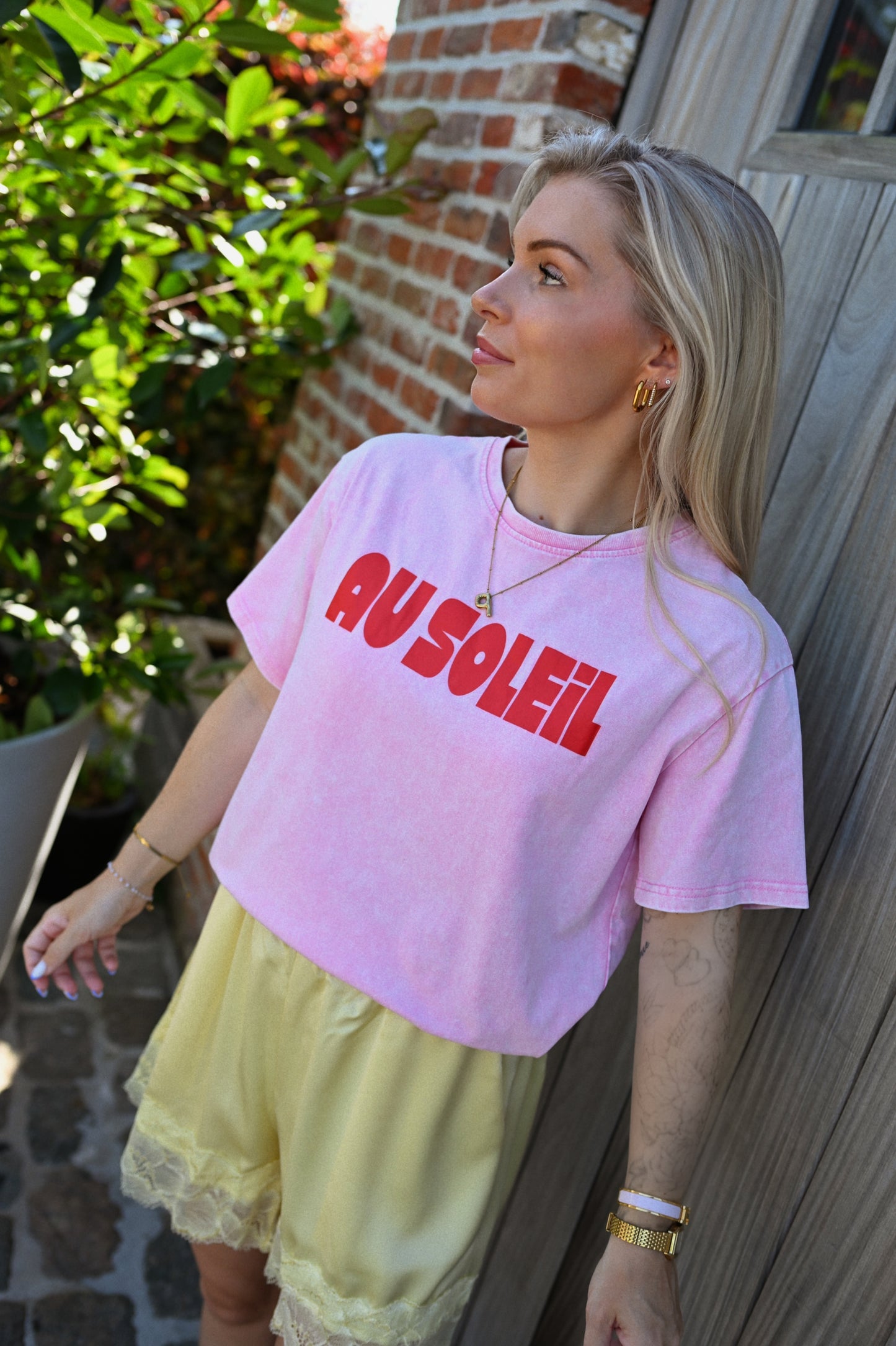 Au Soleil T-Shirt - Roze
