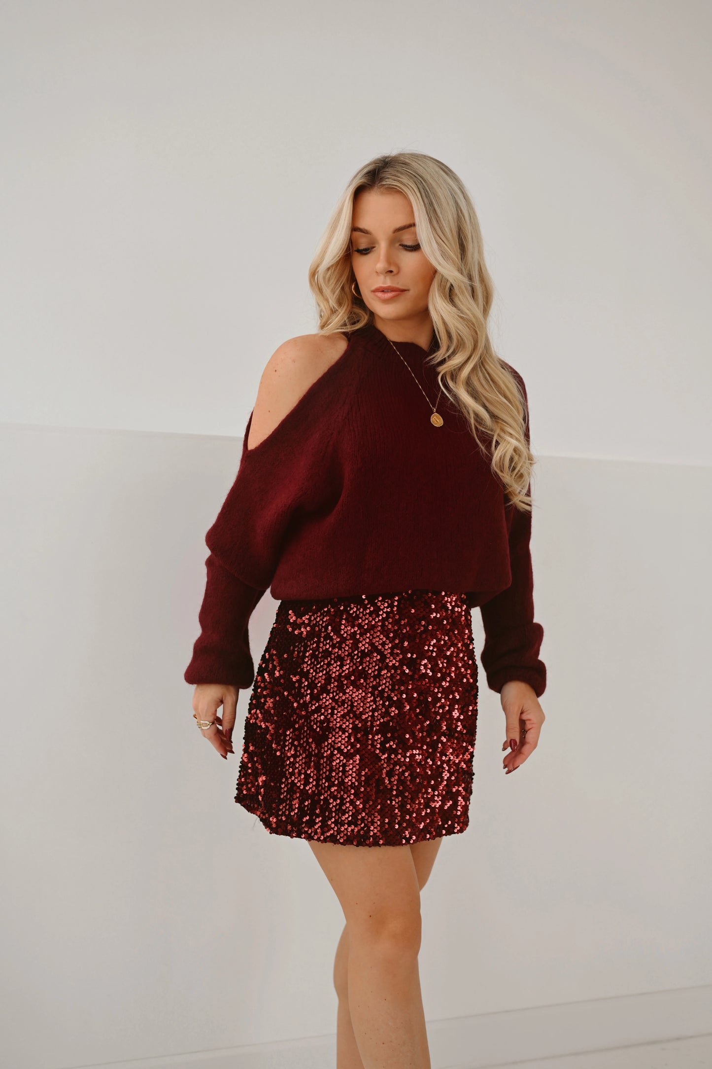 Open Shoulder Trui Bordeaux