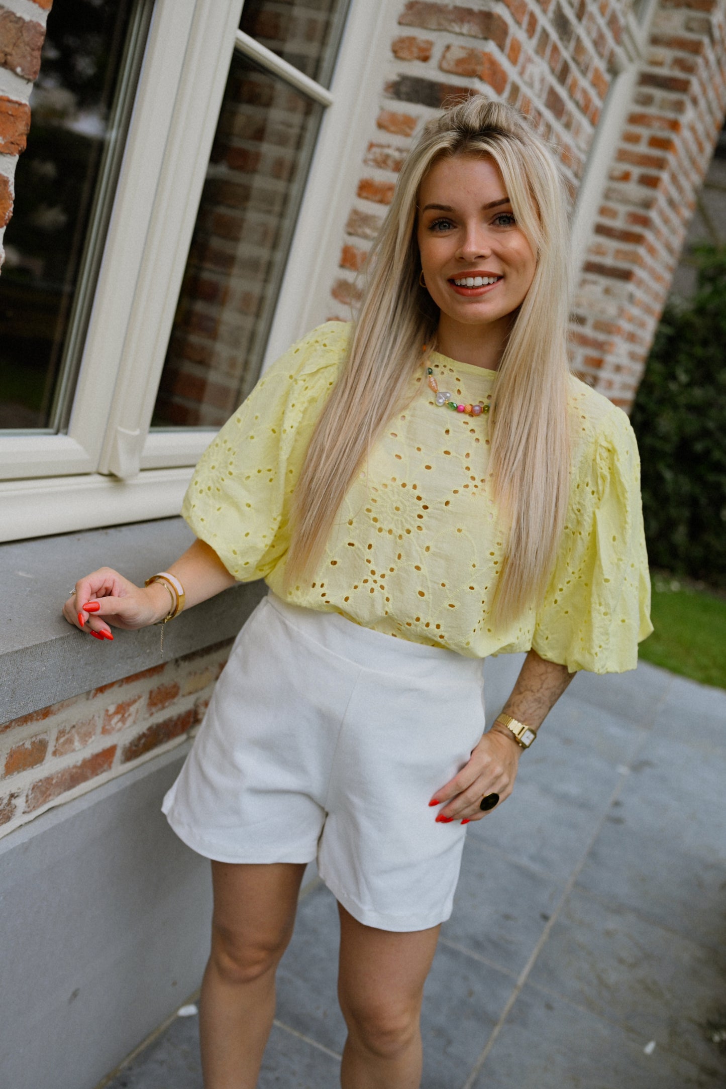 Annabel Short - Wit