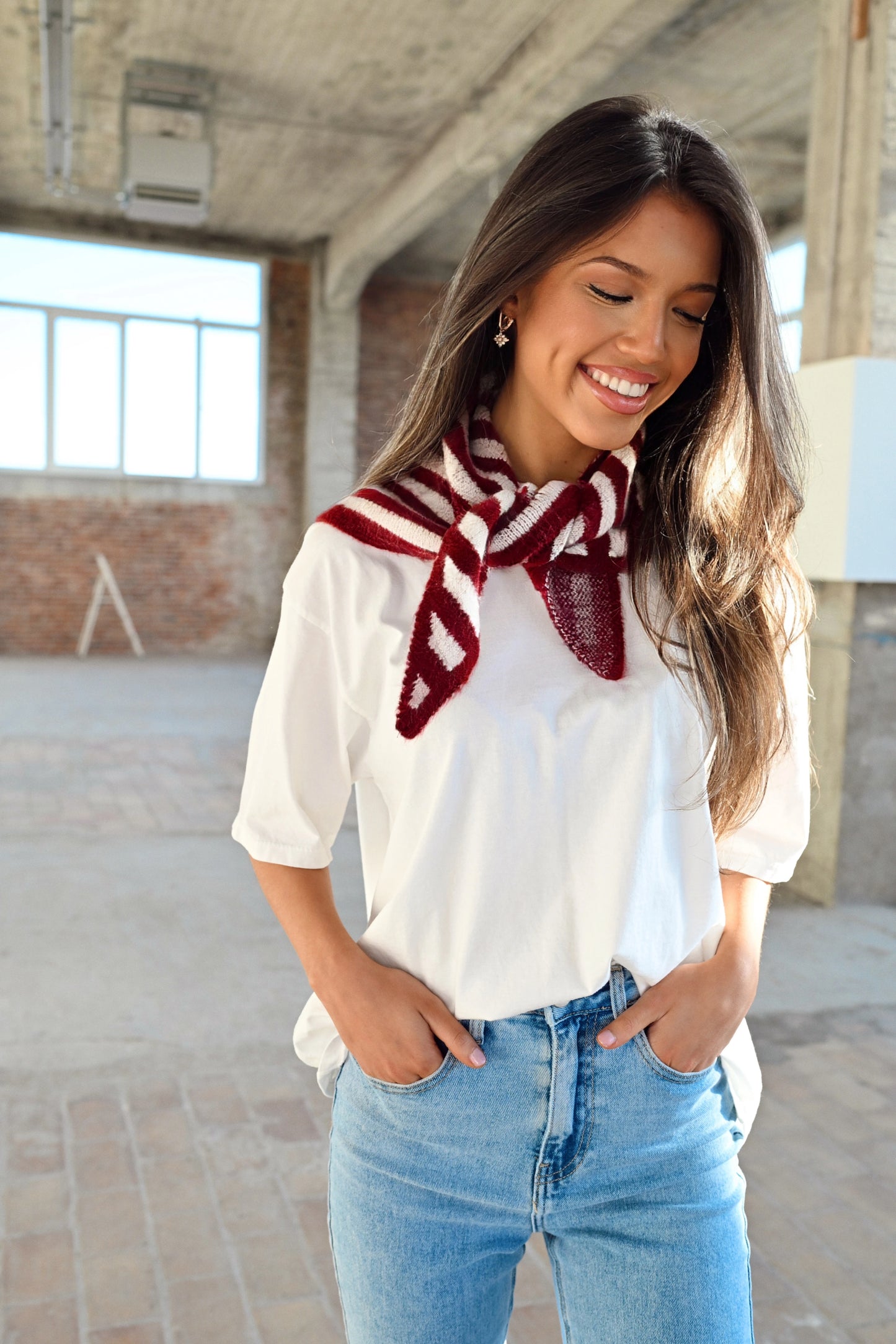 Wollen Sjaaltje Bordeaux (Last one!)