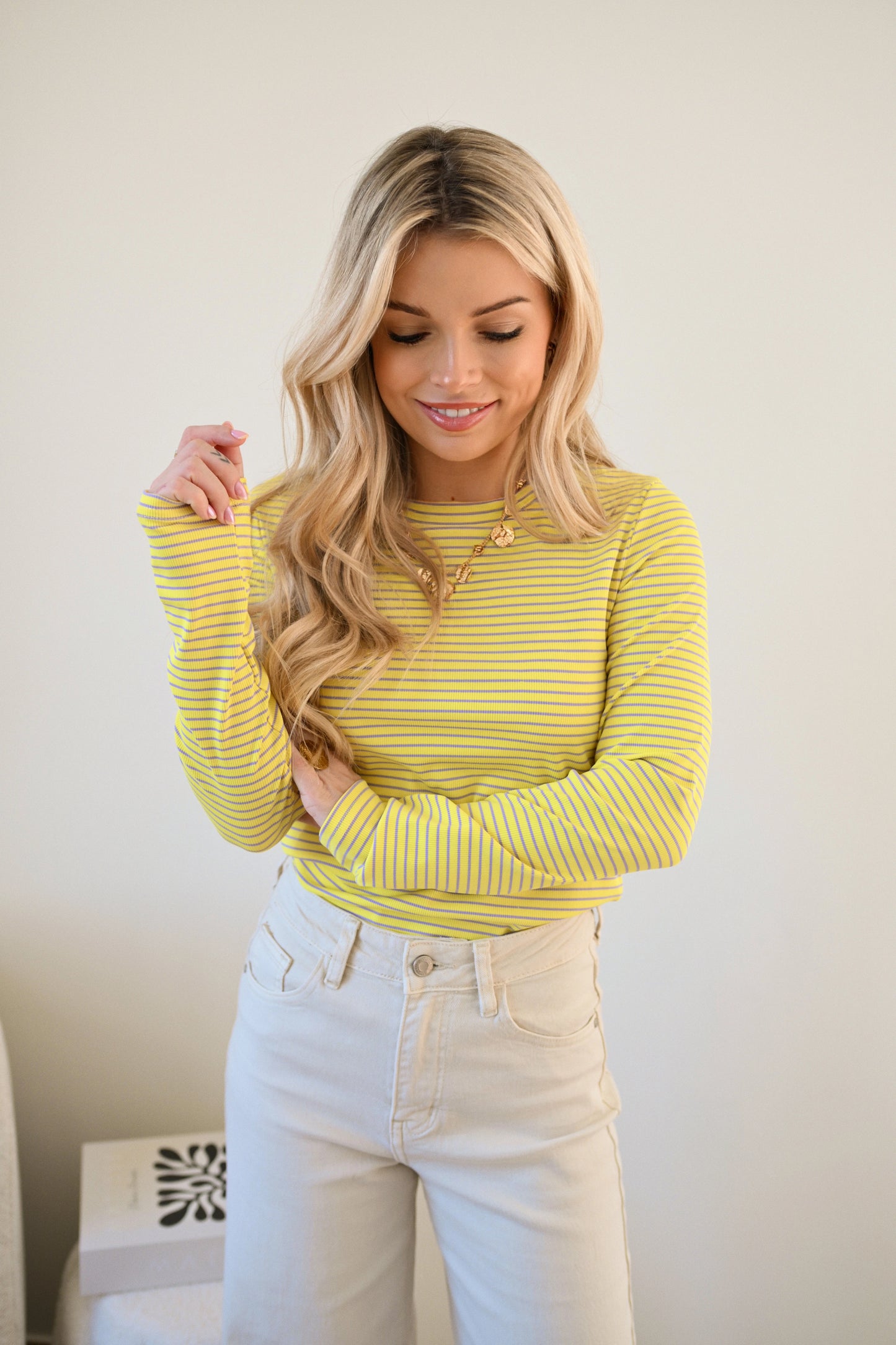 Renee T-shirt - Geel